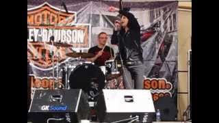 Bif Naked - Only The Girl (Live)