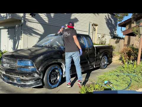 Rust-Oleum Turbo Spray Paint Gloss Black on a Chevy S-10 Xtreme