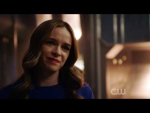 The Flash 5x11 | Killer Frost gift to Caitlin Snow