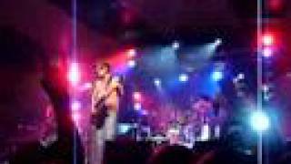 Falling To Pieces - Thornley