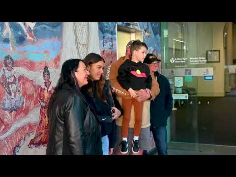 Acknowledgement of Country Mural: Mundi-gurrk and Wurring, wurring Family Gathering by the Biyal
