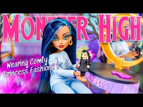 Can Monster High G3 Wear Comfy Princess Clothes? Testing Clawdeen Studio & Mini Wednesday Addams
