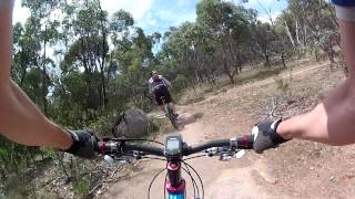 preview picture of video 'You Yangs, Junction Track Car Park to Fallen Log'