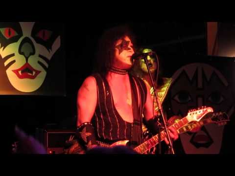 092615 KISS Alive! NYC: C'Mon And Love Me