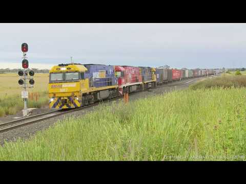 2AM5 With The Ghan & Indian Pacific Locomotives (29/11/2016) - PoathTV Australian Trains & Railways