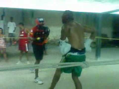 Carlos ' Falcão ' vs Danilo ' sagat '.wmv