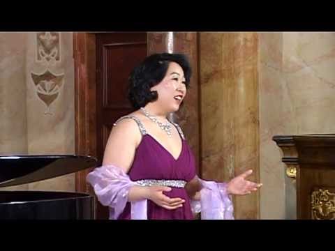 Strauss - Wasserrose - Midori Oshima  -  Aya Ishihara