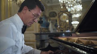 Beyrouth, ne meurs pas — Beirut, don't die