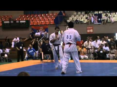 Kun Liu, China  vs. Anatolii Tomarov, Ukraine