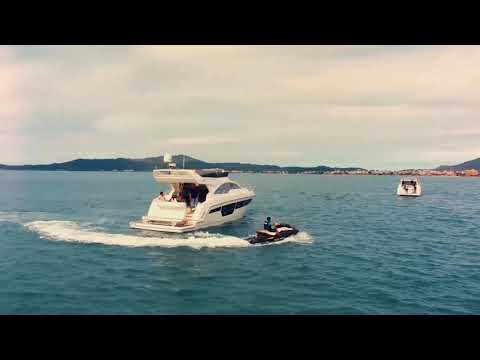 Schaefer Yachts 510 GT Walkthrough Tour @ FLIBS 2021 with Captain Greg Marlo - YACHT Solutions Inc.