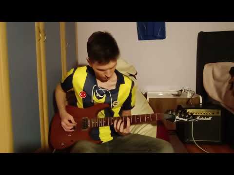 Athena - Kanım Sarı Lacivert - Kısa Versiyon, main riff