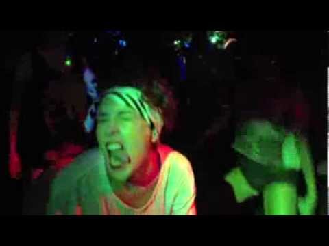 The Glitz Girlz Show - We Can't Stop starring Domitilla Dominatryx