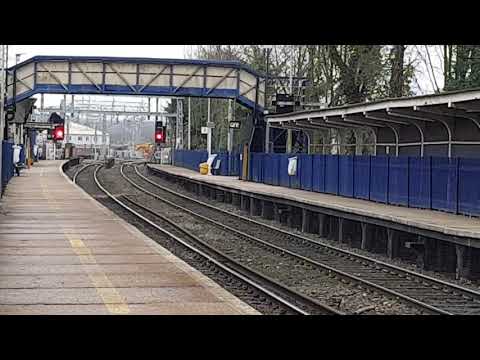 66760 passing through Reading West with Diverted steel