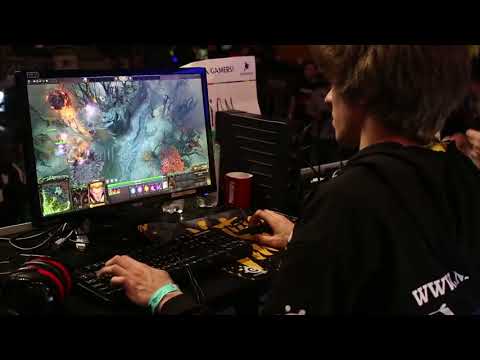 hand manipulation of dendi play invoker, super apm