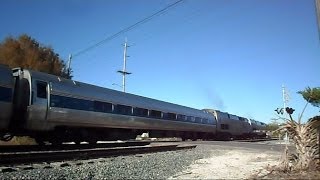 preview picture of video 'Amtrak Train Silver Star Goes Down Clickety Clack Track'