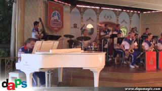 23 - Frank Sinatra&#39;s I&#39;ve Got The World On a String - 2011 Disneyland All-American College Band