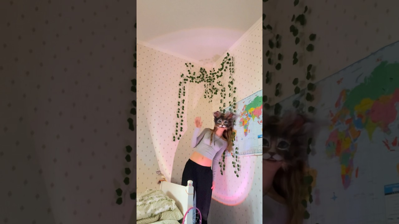 somebody’s watching me ★⋆. ࿐࿔ #quadrobist #therian #trend #trending #popular #blowup #therians