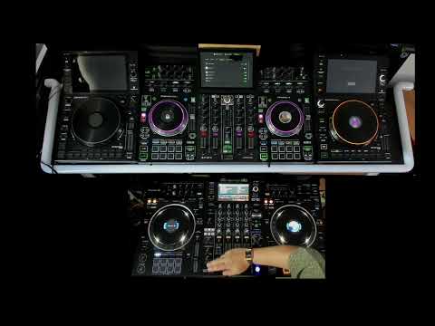 Pioneer XDJ XZ vs Denon DJ  Prime 4