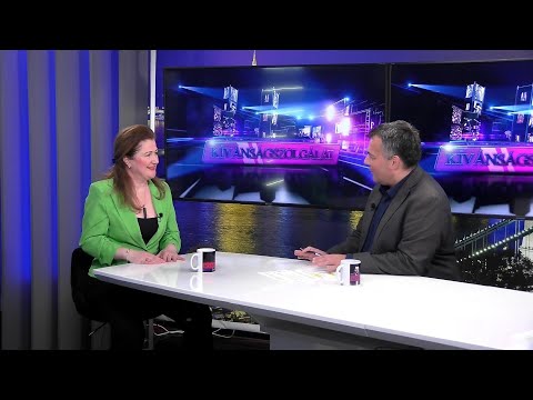 Vendégünk Simon Erika aranykoszorús énekművész, a Hajdúsági Nóta Egyesület elnöke