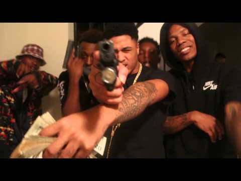 Tayy Smilez- Let Them Bullets Go