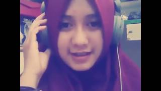 Download lagu Titip ka angin pang nepikeun ka asih .: silvi mp3