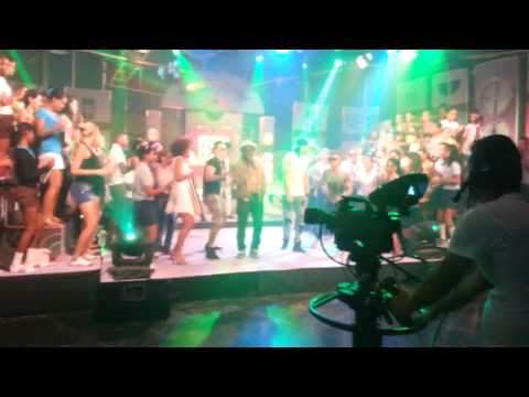 EXTRATERRESTRES HECHIZO DE MOVIMIENTO FT ORLAND MAX