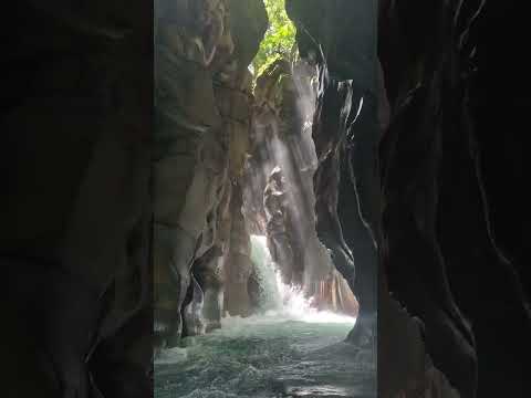 Catarata El Santuario (La Catedral), Dos Ríos de Upala, Alajuela, Costa Rica #waterfall #natural