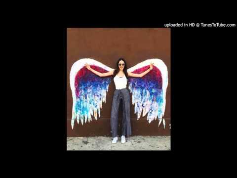 Nneka LIVE Walking - My Fairy Tales - Tour 2015 @Jam'in'Berlin