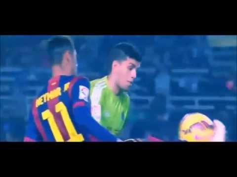 Neymar takes the ball from the Goalkeeper - Real Sociedad vs Barcelona (1-0) - Le roba el balón.webm