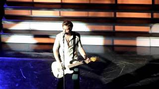McFly - I&#39;ll Be Your Man - NEW SONG 2010 - Live At Shepherds Bush HD
