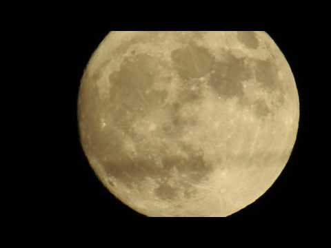 Super Moon Zoom taken with Nikon P900