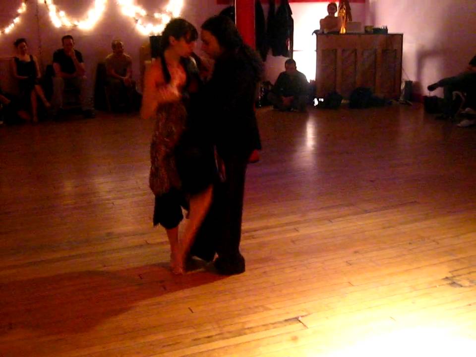 Juano Cantone & Sol Orozco at Practilonga-939 (2 of 2)