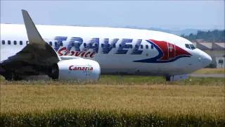 preview picture of video 'OK-TVT Travel Service Boeing 737-800 Take off at Clermont-Fd Auvergne Airport!'