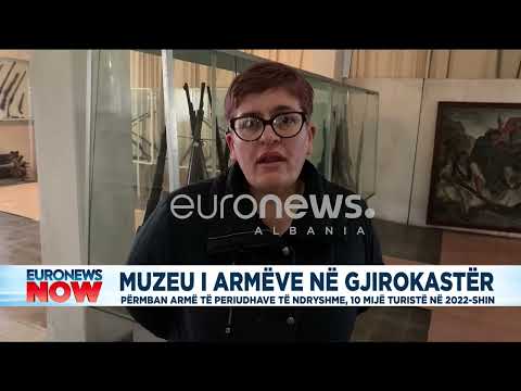 Muzeu i armëve në Gjirokastër, përmban armë të periudhave të ndryshme