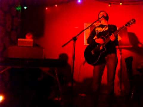 Kira - Geboren im Winter