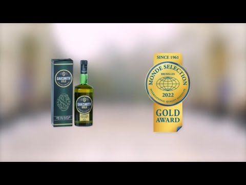 Oaksmith Gold International Blended Whisky - Gold Quality Oaksmith Gold International Blended Whisky - Gold Quality