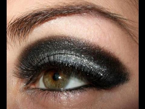 Make-up for a little black dress? | Yahoo Answers