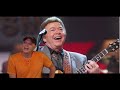 Roy Clark -- Thank God and Greyhound You're Gone  [REACTION/RATING]