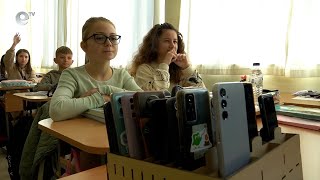 СУ “Отец Паисий“ в Кърджали въведе забрана за използване на телефони от 5-ти до 7-ми клас