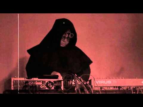Dada Pogrom - Magnificat (Live @ Minimal Synth Festival 14-11-2015 - JH Wommel)