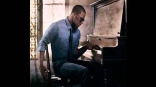 R-Kelly tribute to MJ - Your not alone (HQ)