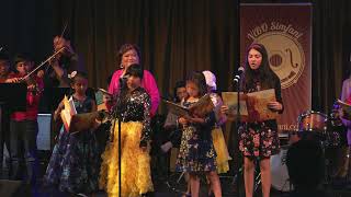 Download lagu ViBO Simfani Live at SFIAF 2018 - 10. O Barquinho (w/ ViBO International Choir) mp3 Download lagu ViBO Simfani Live at SFIAF 2018 - 10. O Barquinho (w/ ViBO International Choir) mp3