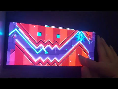Deadlocked 100% with my girlfriend's finger