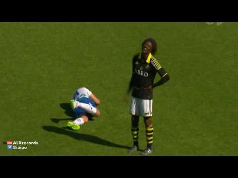 Norrköping’s Andreas Johansson produced the most hilarious dive of all time vs AIK