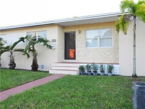 11520 SW 139th Ter, Miami, FL 33176