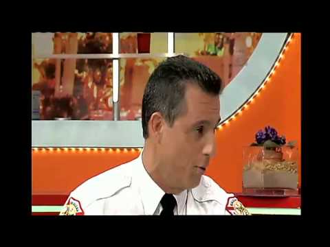 Carlucho entrevista a bomberos de Hialeah - América TeVé