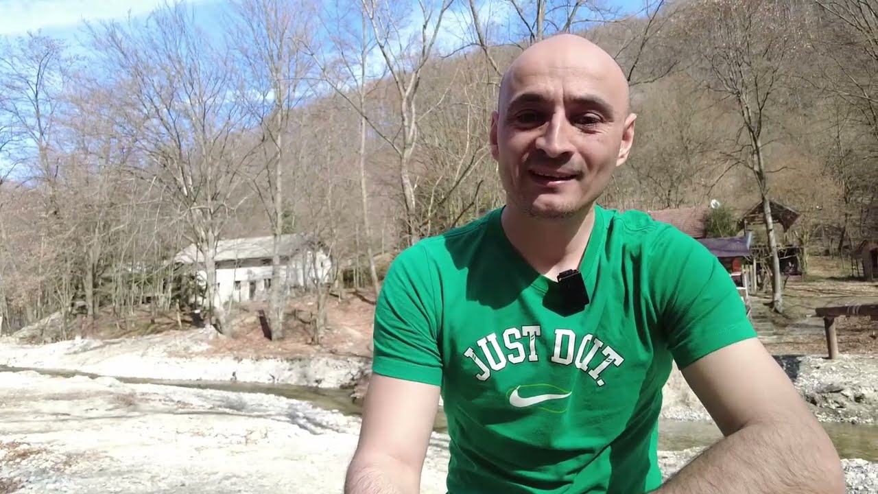 Cum sǎ te îmbogățești rapid? Cumperi un apartament vechi, îl renovezi si îl vinzi cu 40 % profit.