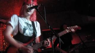 Bleached - Trying To Lose Myself Again (Live @ MOTH Club, London, 18/05/16)