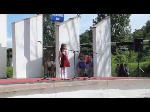 Alexandra - Lumea copiilor (Ziua copilului - Brad)