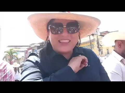 EN PEDRO CARBO (GUAYAS), CON LA GRAN CABALGATA EN HONOR A SU VIDA POLÍTICA.